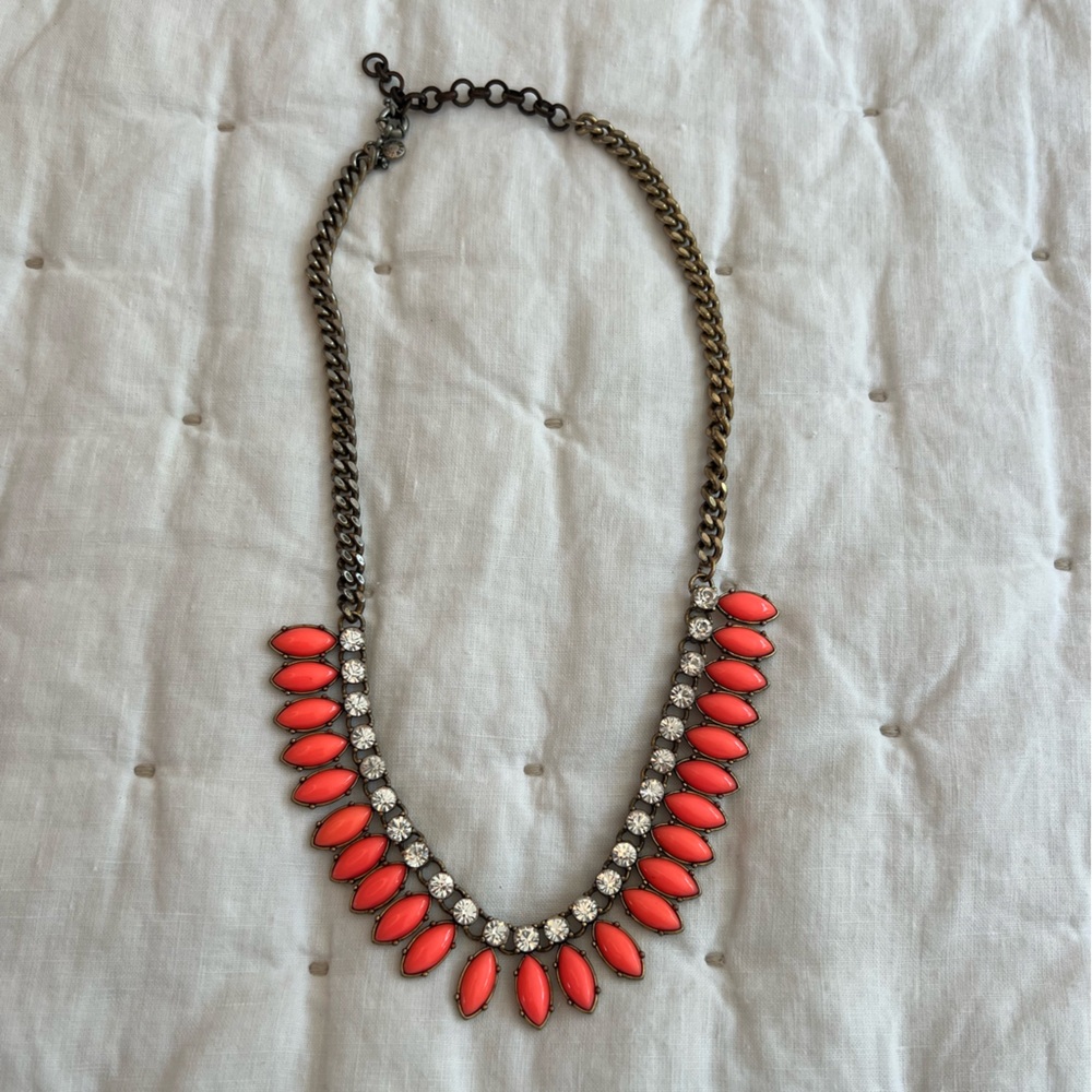 Stella & Dot Coral and Gold Necklace